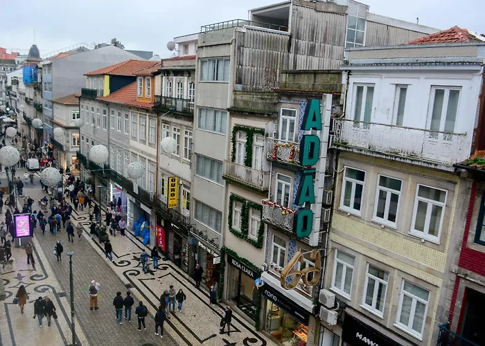 Travel & Live Nature *