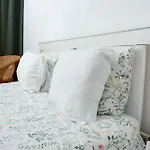 Travel & Live Nature Hostel Πόρτο