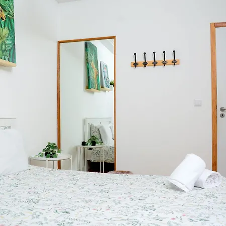 Travel & Live Nature Hostel *